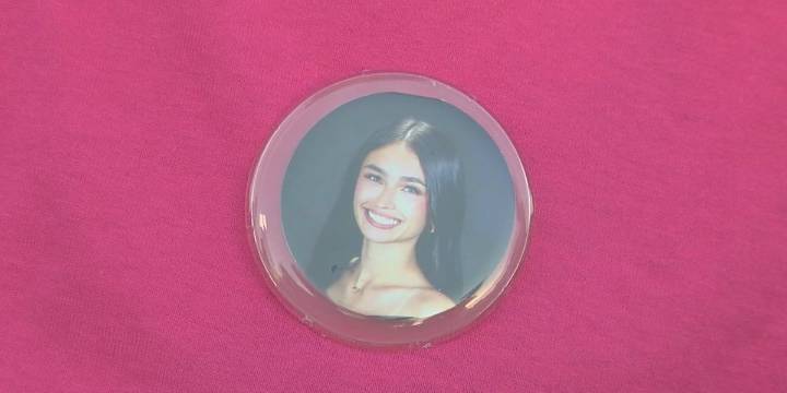 Cleveland community gathers to pray for teen shot at weekend bonfire