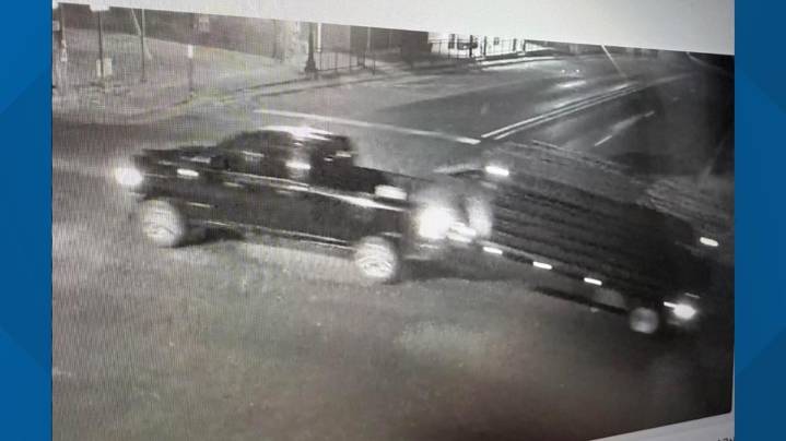 Authorities seek help identifying suspect who stole cattle panels in Leon County