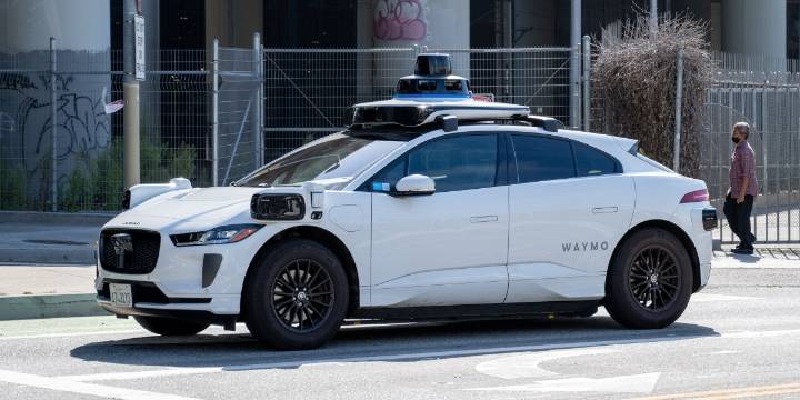 Waymo says it will expand to Europe next year with London launch
