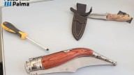 Confinan a estudiantes en la aulas al irrumpir un exalumno armado con un cuchillo en un colegio de La Soledat