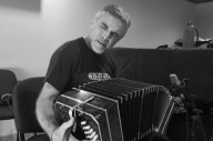 Walter Hidalgo presenta en público su disco "Ave Fénix"