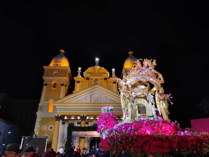 Alrededor de 60 mil personas rindieron homenaje a la Chinita