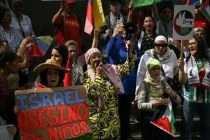 Last flotilla boat sails on towards Gaza after Israel interceptions