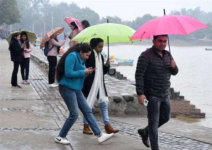 IMD issues alert: Heavy rain, thunderstorms expected in Tricity from October 5