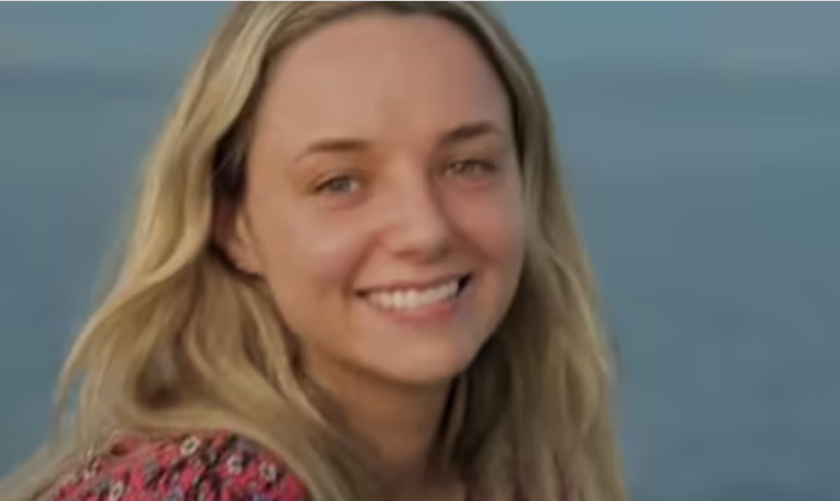 Reconocida influencer muere tras parir en su casa