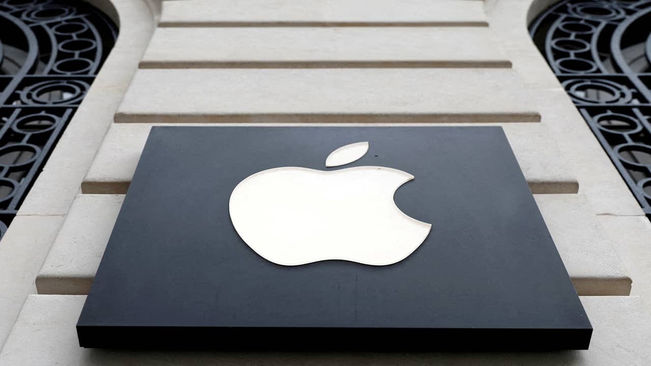 Apple loses landmark UK lawsuit over app store commissions