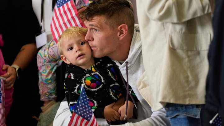 South African government criticizes Trump's refugee policy prioritizing white Afrikaner minority