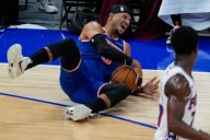Josh Hart suffers worrisome injury in Knicks preseason opener -