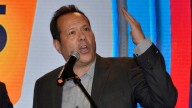 “El Cantante del Gol” lanza su candidatura al Senado de la República