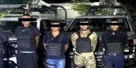Caen cuatro hombres en Tabasco con metanfetamina, armas largas y un manta con amenazas