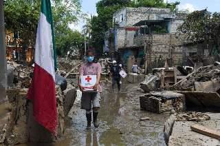 Cruz Roja Mexicana entrega más de 76 toneladas de ayuda a damnificados en Veracruz