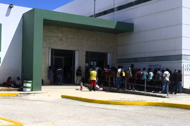 Salud en crisis: Quintana Roo no alcanza el mínimo de médicos recomendado por la OMS