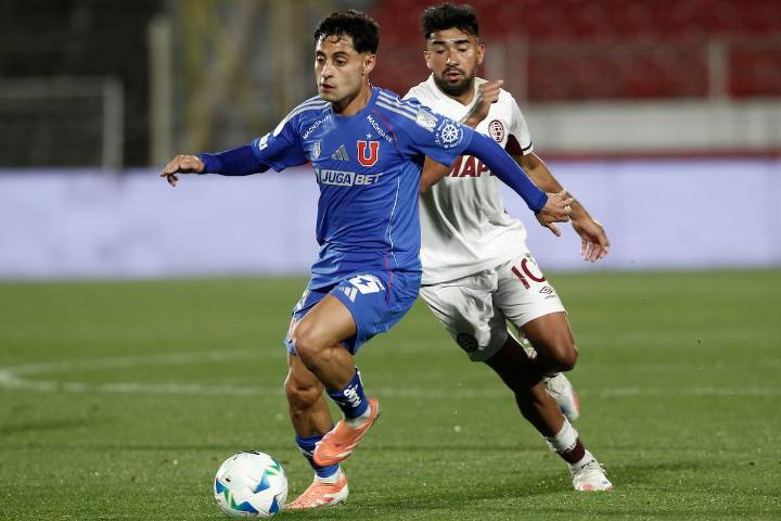 Con formación definida y una sorpresa en la delegación: la U de Chile viaja a Buenos Aires para la revancha ante Lanús