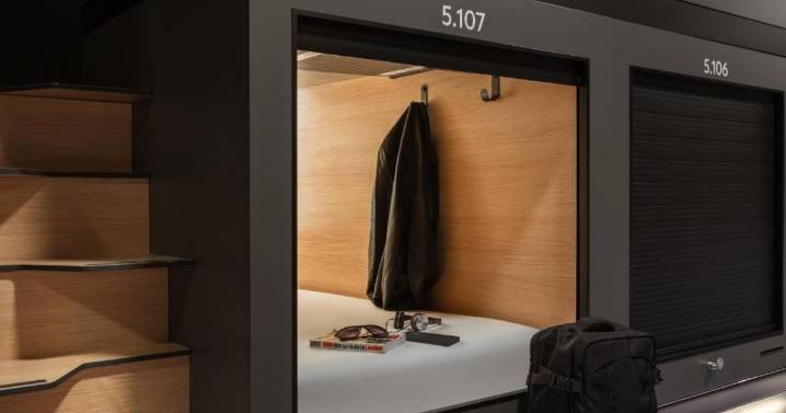 'I stayed in London's smallest hotel room and it's a claustrophobe's worst nightmare'