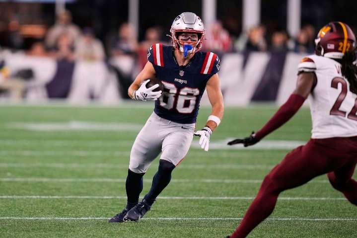 Titans safety fined for hip-drop tackle on Efton Chism III