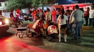 Lanzan bloque de concreto a motociclista en Torreón; resultó gravemente lesionado