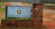 Alabama executes man with nitrogen gas for role in 1993 murder over $200 drug debt