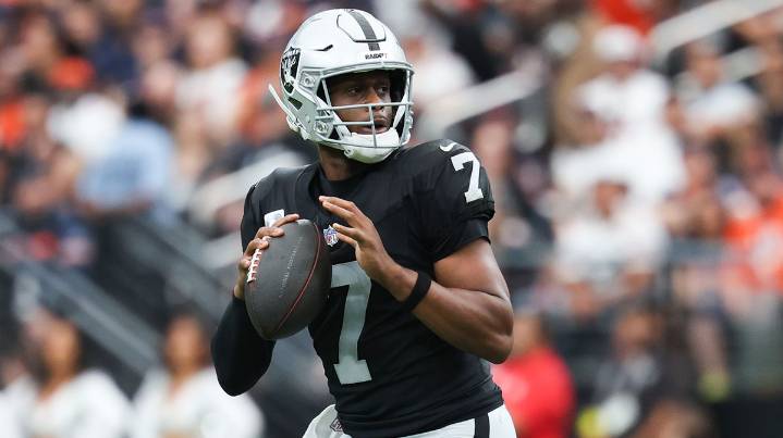 Raiders rumors: How Las Vegas could move on from struggling Geno Smith after 2025 season