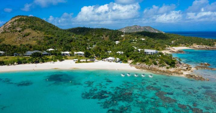 Lizard Island: Cruise ship crew to be questioned over death of passenger left on Queensland island