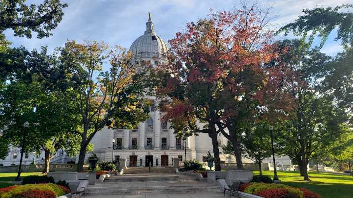 Federal shutdown threatens food assistance for nearly 700,000 in Wisconsin