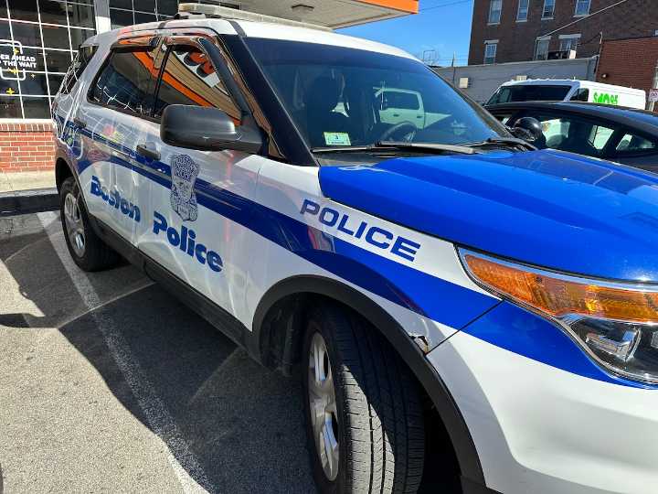 Man arrested after attempt to grab officer’s gun outside Boston venue, police say