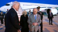 El rey Carlos III se reúne con León XIV en el Vaticano mientras el escándalo del príncipe Andrés se cierne sobre Reino Unido