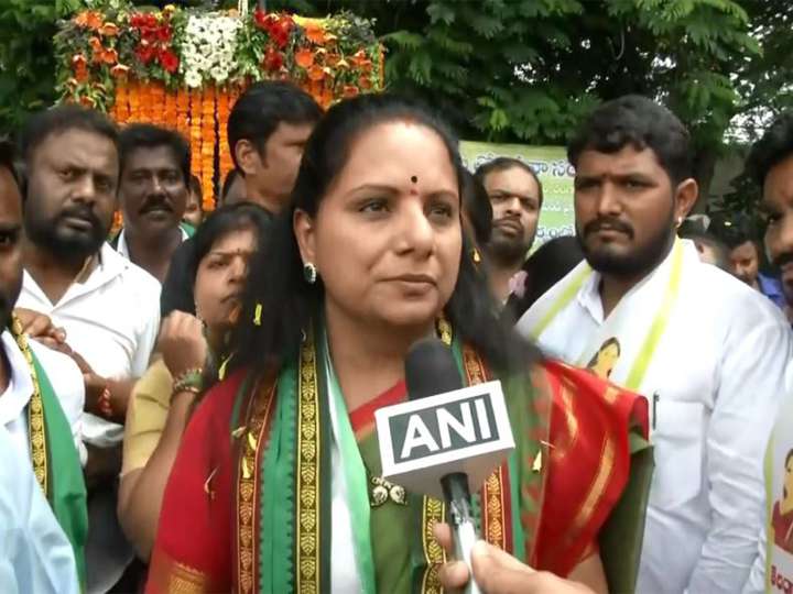 K Kavitha condemns shoe-hurling attempt on CJI