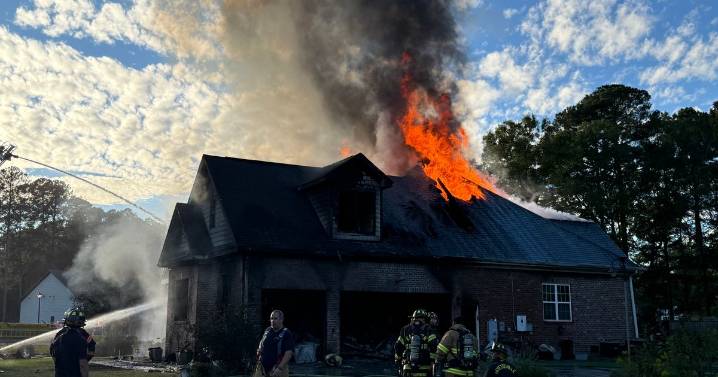 More than a dozen firefighters respond to house fire in Fayetteville :: WRAL.com