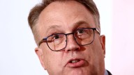 A Federal Reserve insider has advice for central banks