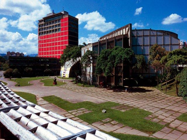 Trabajadores ucevistas repudian decisión del Consejo Universitario por felicitar a ultraderechista del Premio Nobel de la Paz