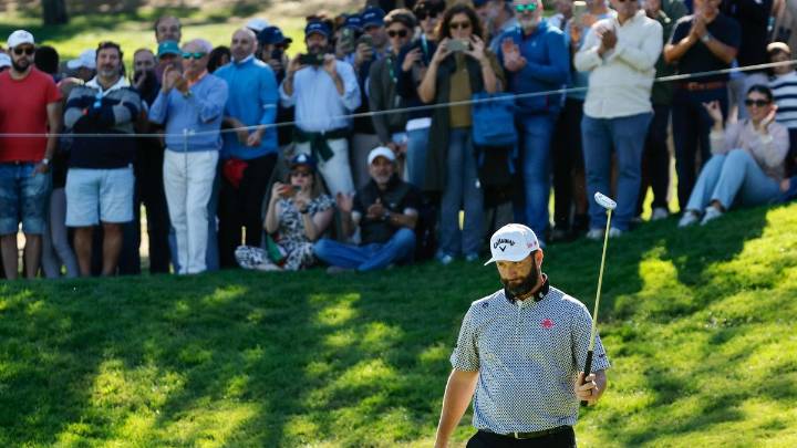 Jon Rahm dice que ha cometido "errores estúpidos" y se despide de la victoria en Madrid