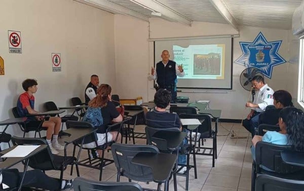 Invita Seguridad Vial a cursos de manejo básico este fin
