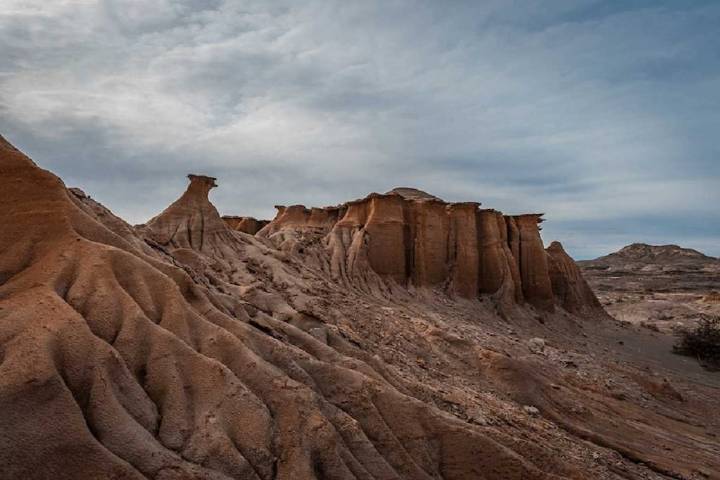 Rocas Coloradas: el laberinto natural de Chubut donde buscan a los dos jubilados desaparecidos desde hace una semana