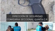 Detuvieron a dos jóvenes armados en el barrio Moure