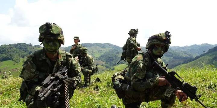 Combates en Sonsón, Antioquia, dejaron heridos a un menor de edad y a un hombre de 25 años