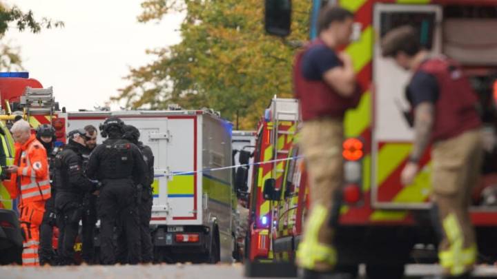 One of 2 victims in Manchester, England, synagogue attack was accidenally shot by police