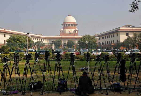 SC Grants Centre 4 Weeks to Reply on J&K Statehood