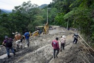 Las penurias se multiplican entre víctimas de las mortales lluvias en México
