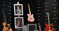 Guitarra de la ruptura de Oasis se vendió en por 386.000 dólares