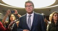 Monreal rechaza iniciativa que penaliza difusión de memes, propuesta por diputado de Morena: ‘No se aprobará’