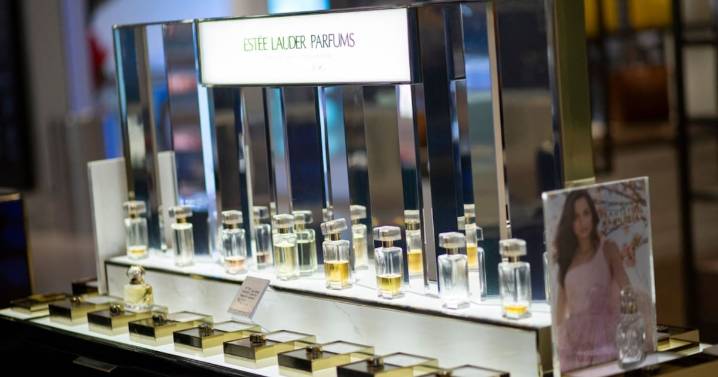 Stocks: Estee Lauder beats quarterly estimates