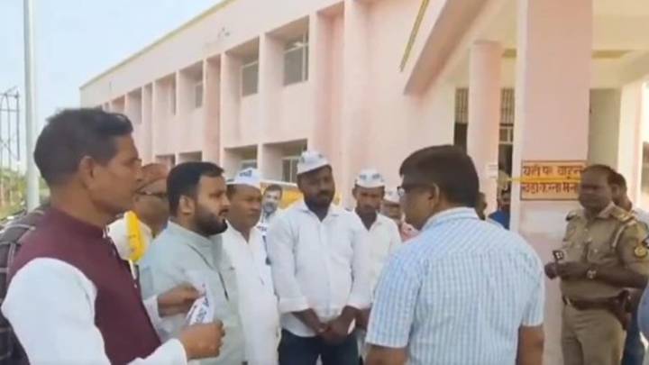 Top UP doctor booked, suspended after ‘remarks on Yogi, state govt’