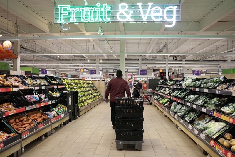 UK grocery inflation accelerates to 5.2%, says Worldpanel