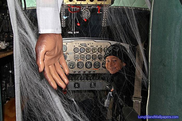 “Fright Takes Flight” At American Airpower Museum’s Halloween Party Oct. 25