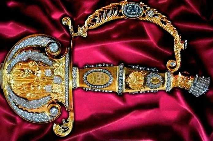 Conmemoran bicentenario de la entrega de la Espada del Perú a Bolívar