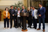 Bancadas de oposición presentaron Acusación Constitucional contra el exministro Pardow