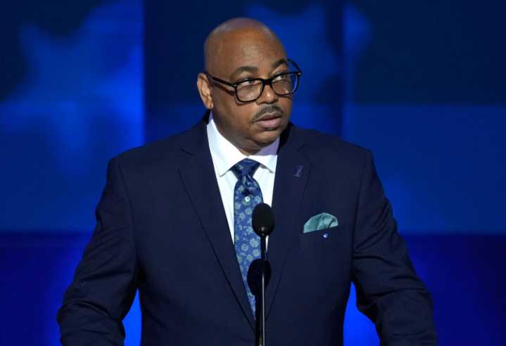 Democrats Lose a Key Ally in Shutdown Fight