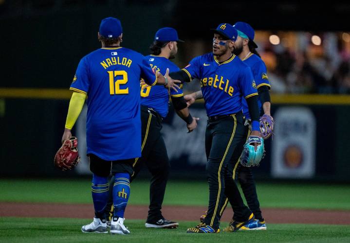 3 Mariners Stars Crank Up the Heat on Seattle Front Office Regarding $60M Clubhouse Leader’s Future