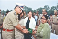 ITBP pays glowing tribute to martyrs at National Police Memorial in Delhi