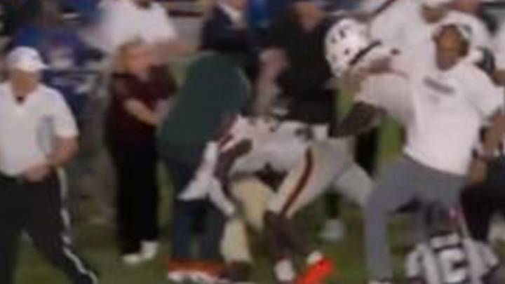 Holly Rowe takes brutal hit before 'ultimate pro' ESPN college football star pops back up to deliver sideline report